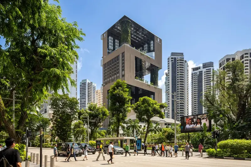 The Vertical Oasis of Singapore: Experts Have Named the World's Best Skyscraper