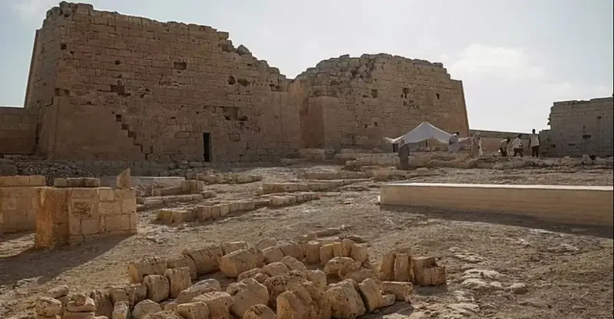 An image believed to be of Cleopatra has been found at the site of her possible burial.