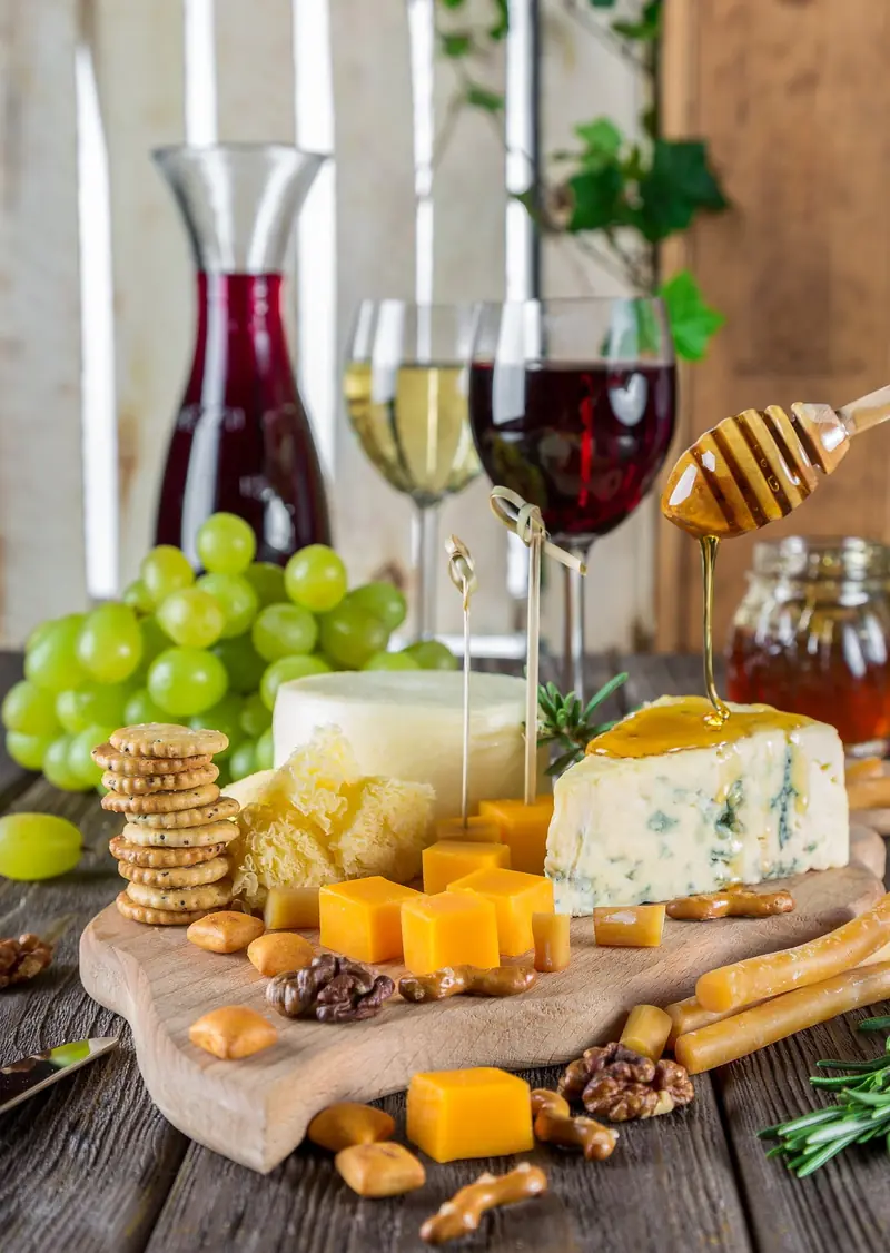 What does the mind crave: scientists have identified beneficial foods for brain health.