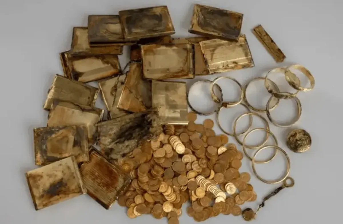 A pile of gold and silver: tourists discovered a treasure weighing 7 kg in the mountains of the Czech Republic.