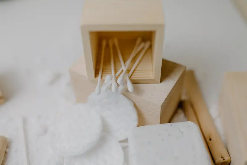 Top 5 types of waste that most often end up in the toilet.
