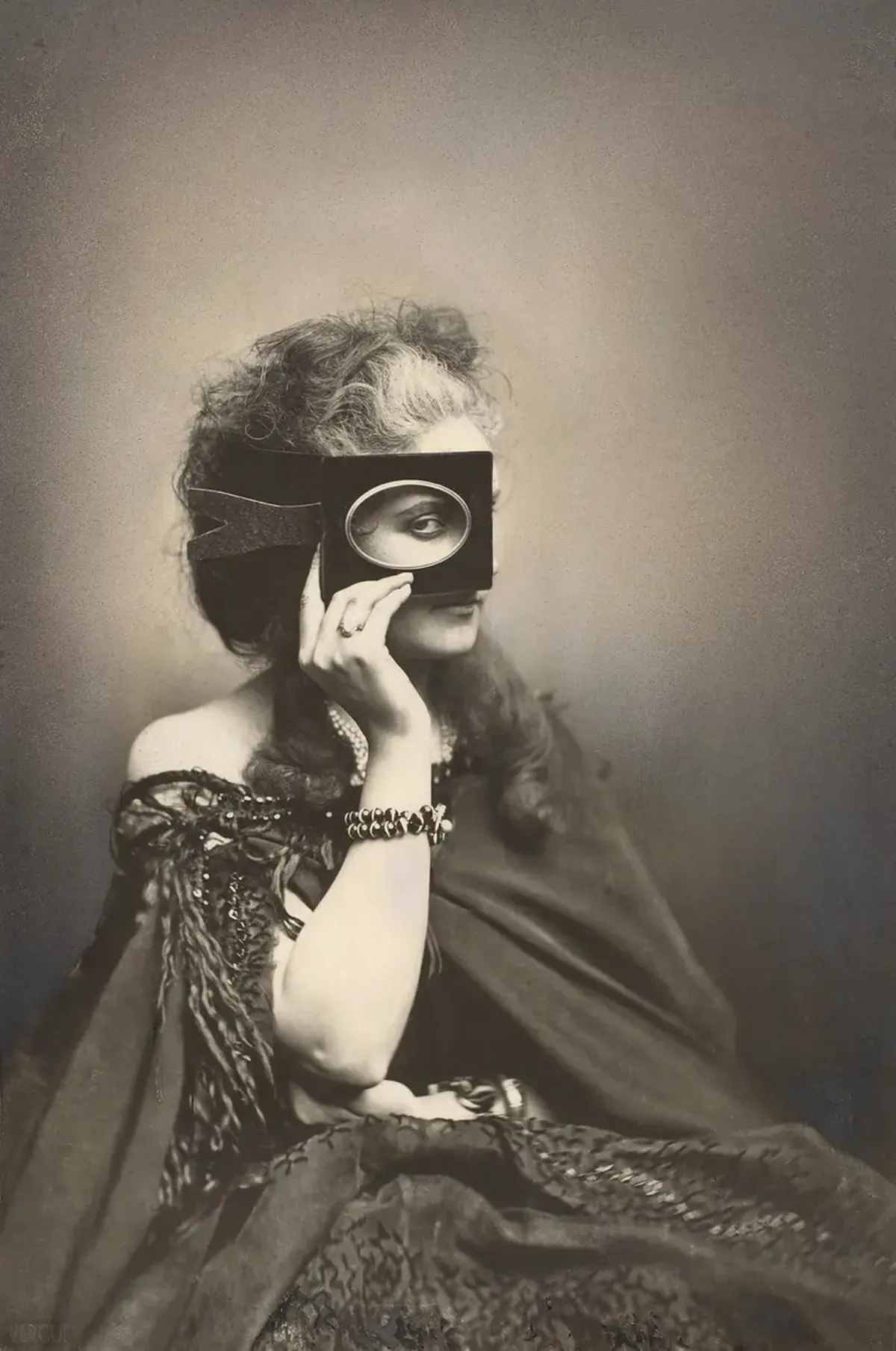 Countess Castiglione: a multifaceted goddess of photography