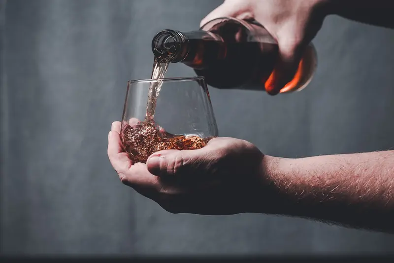 An AI robot can distinguish between types of whiskey better than a sommelier.