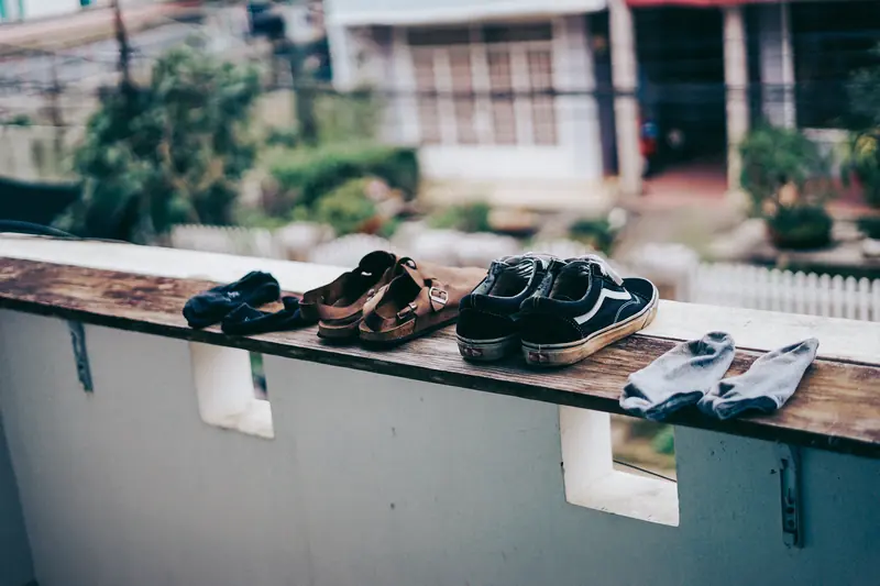 Testing the thaw: how to protect your shoes from getting wet?