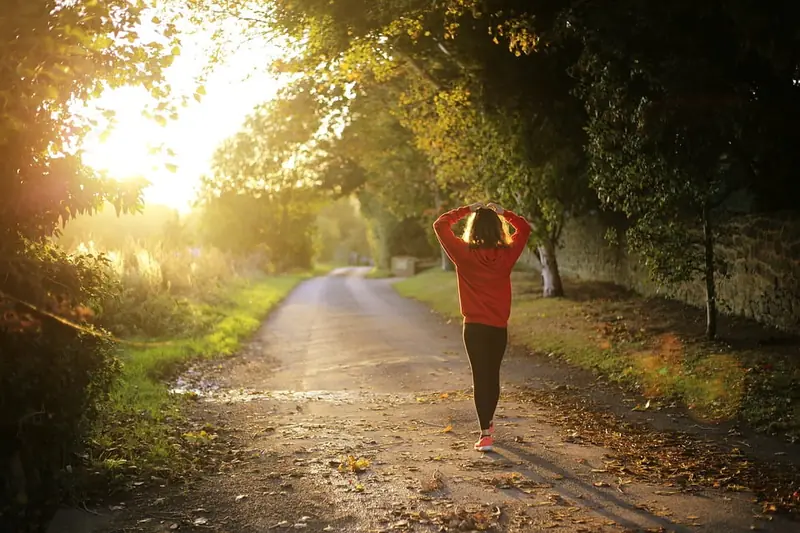 Sedentary work hides a deadly danger: how to counteract it.
