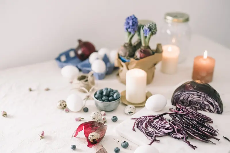Holiday hacks: how to dye eggs for Easter.