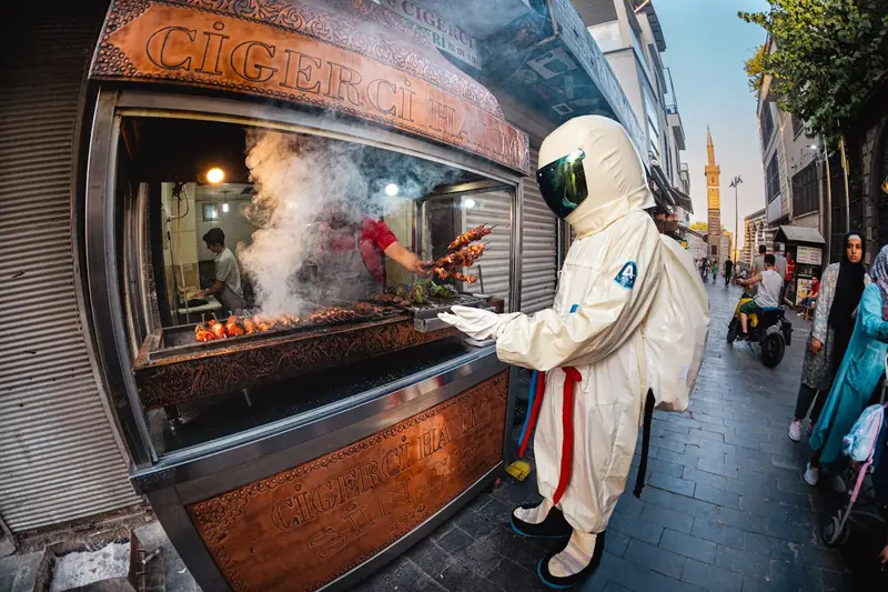 Food in space often has a strange, unpleasant taste. Here's why.