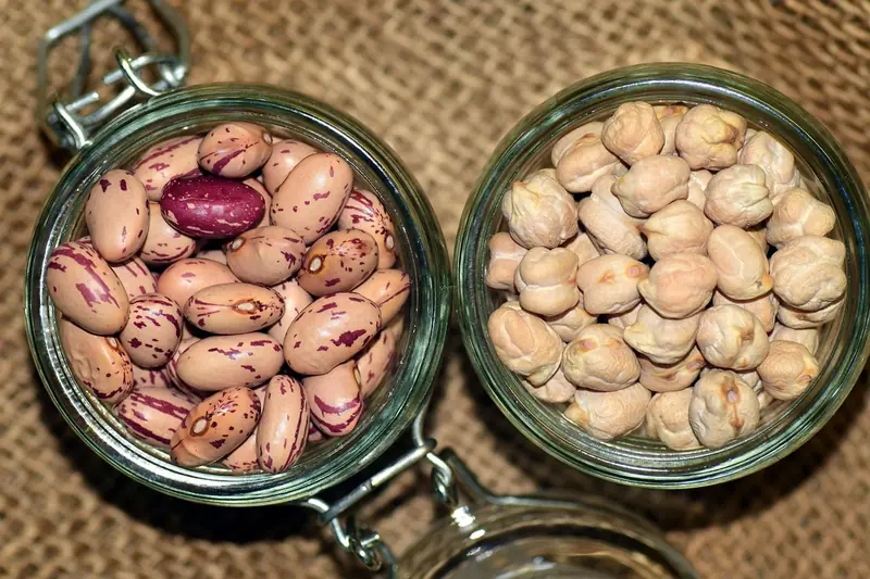 Eat chickpeas and say goodbye to cholesterol!