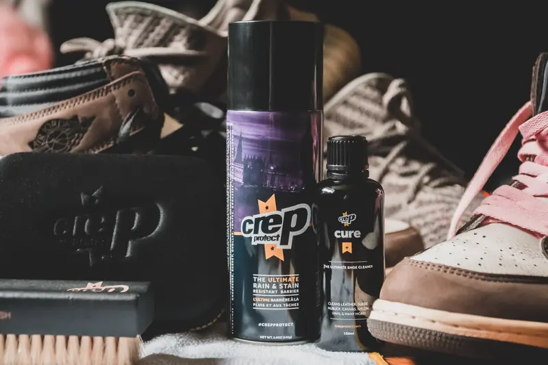 Testing the thaw: how to protect your shoes from getting wet?