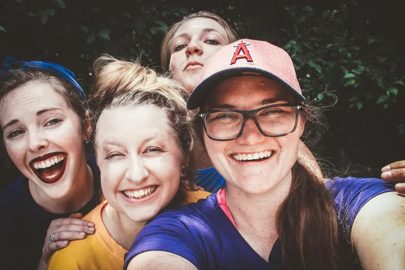 How to Feel Happier: Five Simple Tips