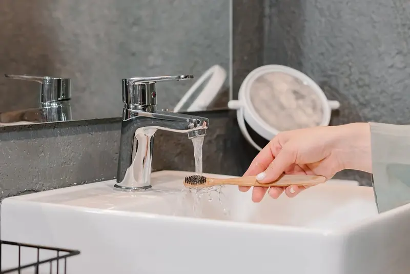 A nuance of the morning routine: should you brush your teeth before or after breakfast?