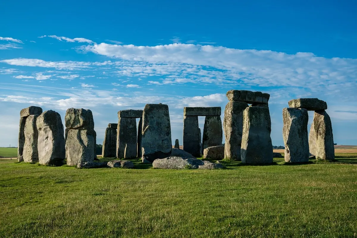 Ancient cow tooth reveals another mystery of Stonehenge