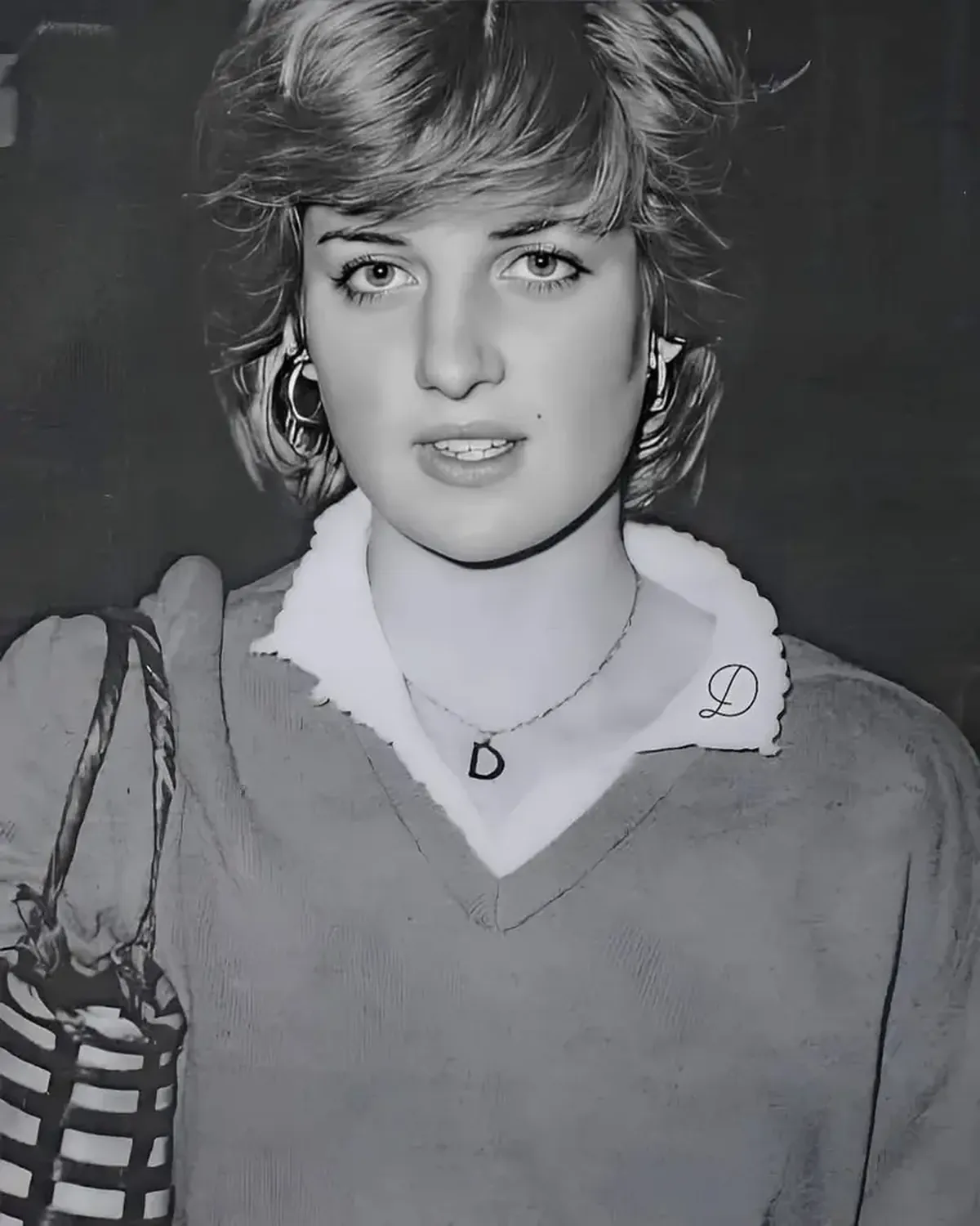 Dissolved in Legend: The Phenomenon of Princess Diana