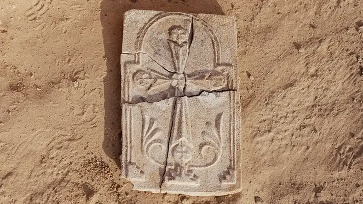 Cross as evidence in the UAE revealed an 8th-century monastic settlement