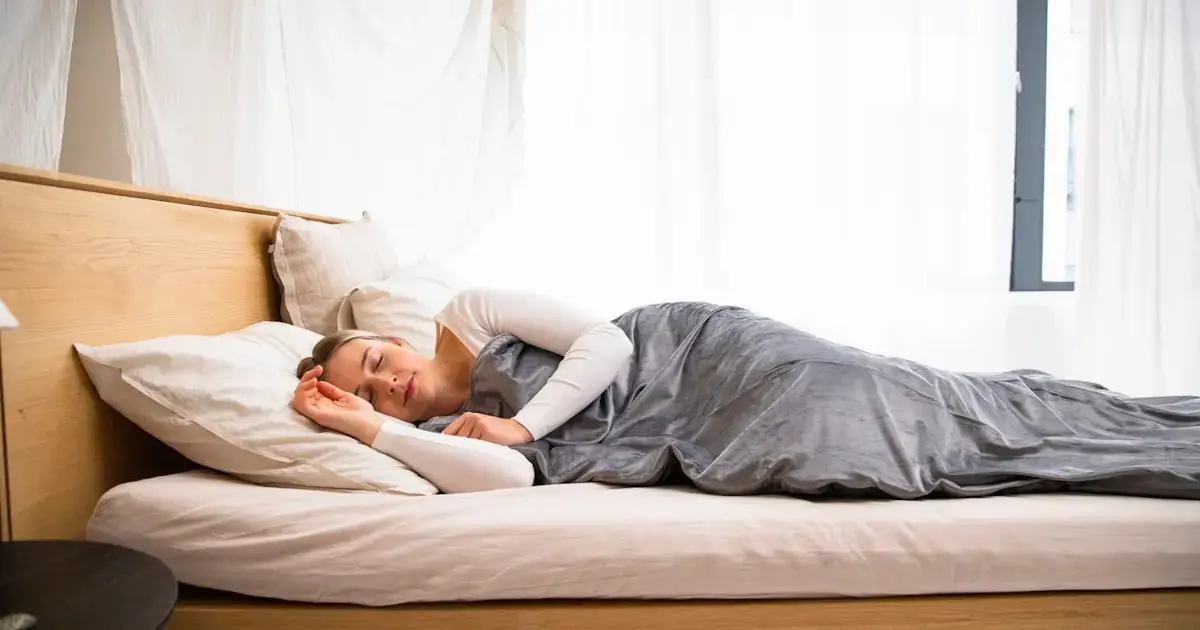 woman sleeping in bed