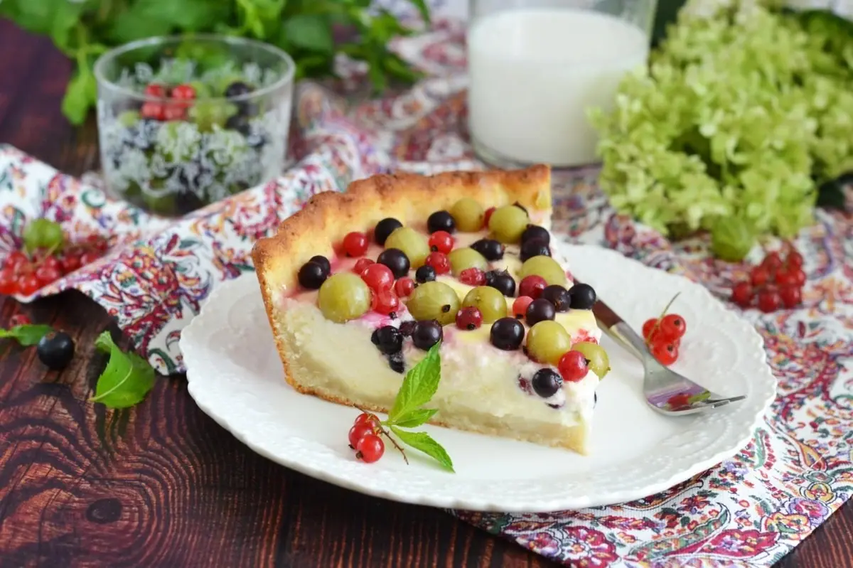 Open Sour Cream Pie