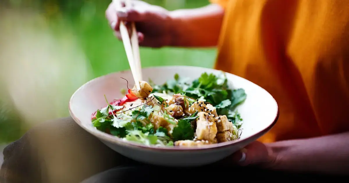 Salad with Sesame Oil