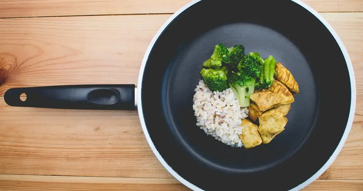 Teflon frying pan