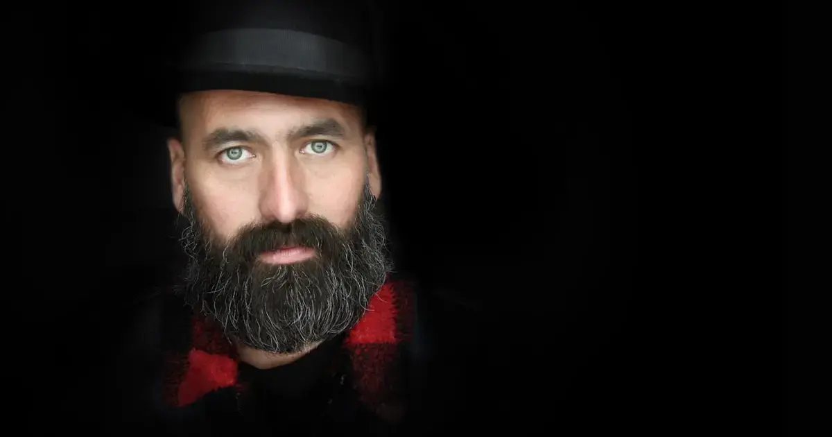 Facial hair adds magnetism to men