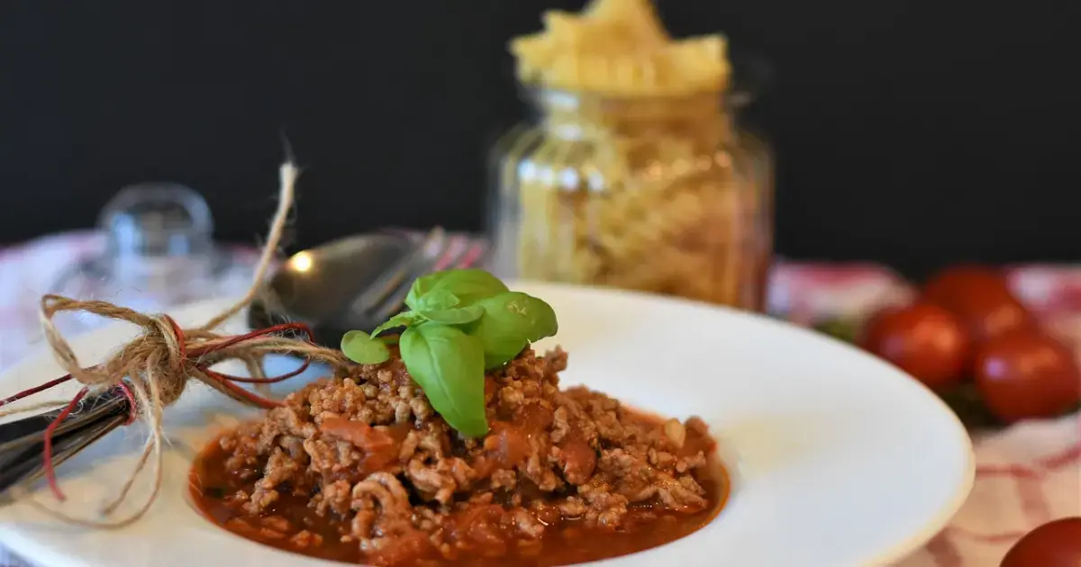 Bolognese Toasts