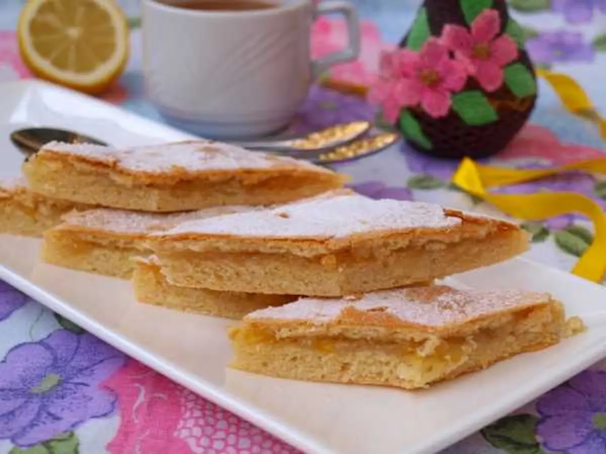 Lemon Pie: Homemade Baking Recipe