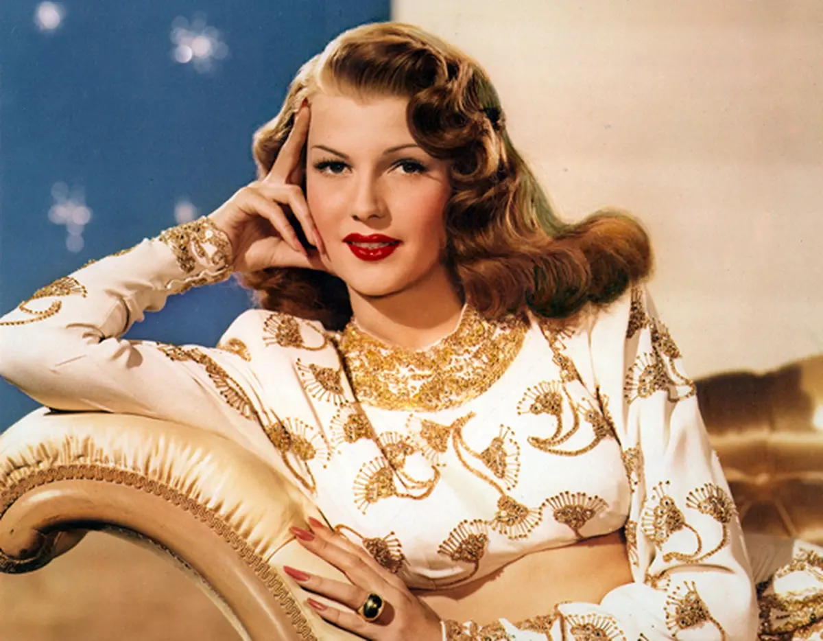 Rita Hayworth: Sex Bomb #1
