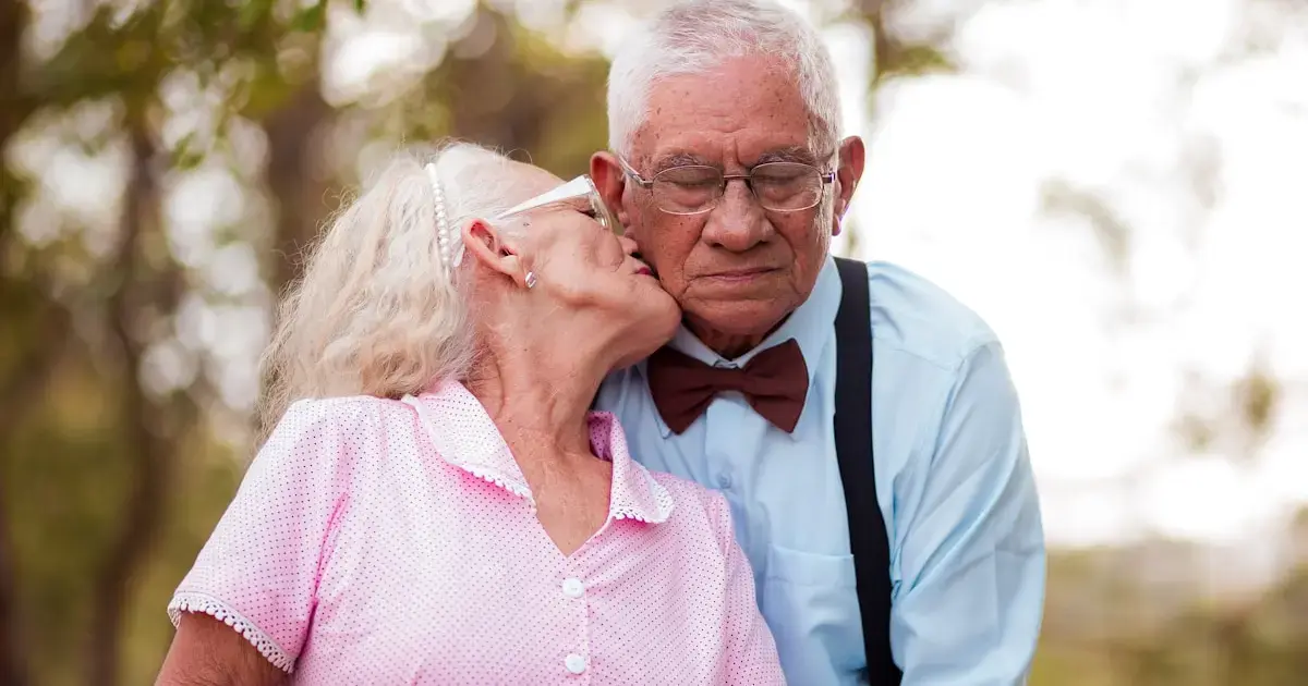 Scientists have finally figured out why women live longer than men