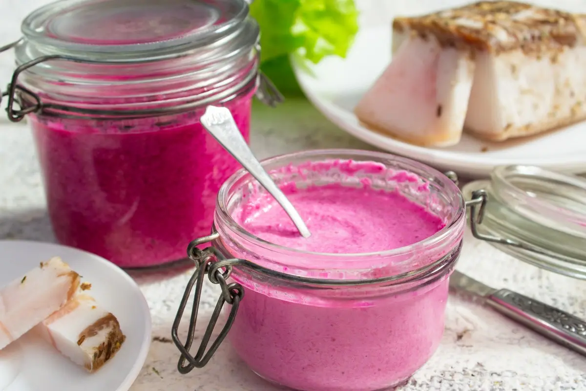 horseradish with beets