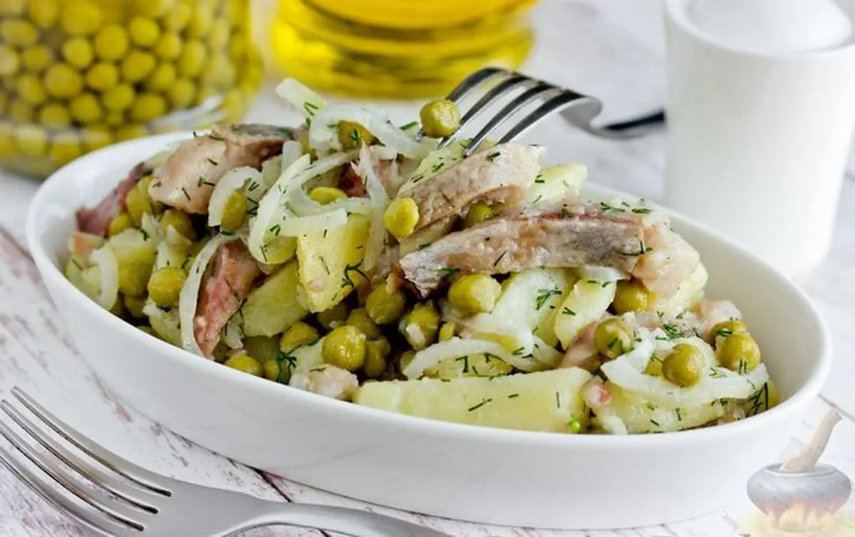 Potato Salad: Recipe with Peas and Bacon