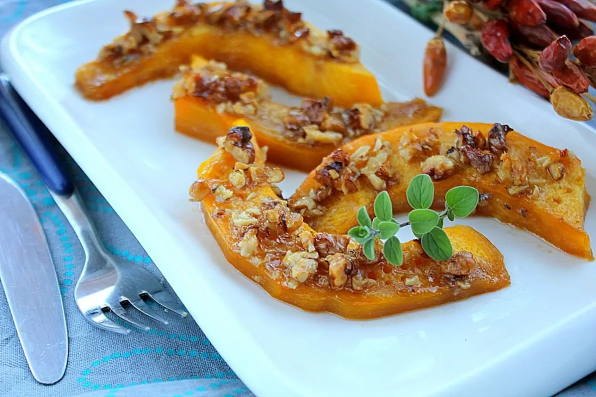 Recipe for Weight Loss: Baked Pumpkin with Nuts