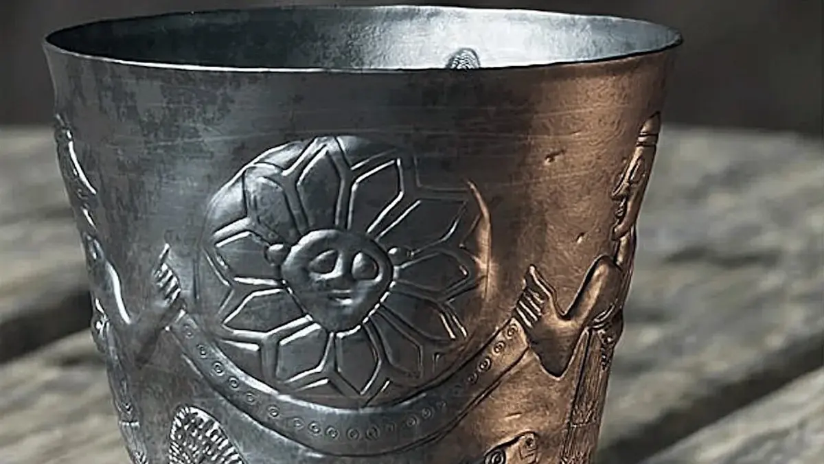 The 4,300-Year-Old Silver Cup Reveals the Story of the Universe's Origin