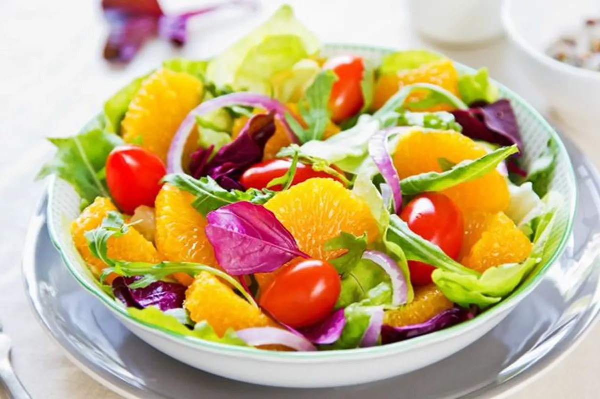 A Side Dish for Meat: Vitamin Salad with Orange