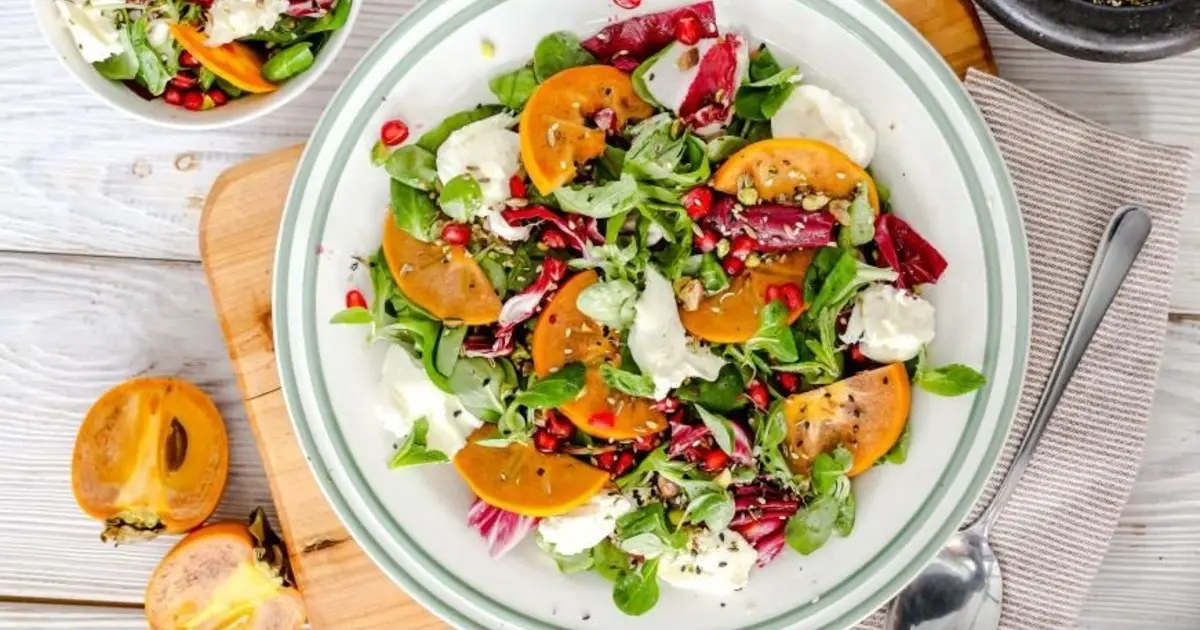 Salad with Persimmon and Chicken