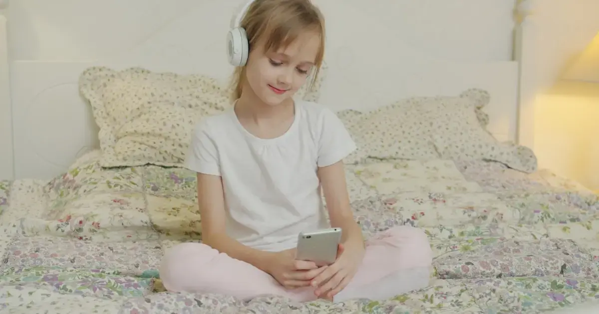 A girl with a smartphone